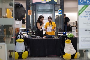 Zwischendrin etwas ruhiger beim Frontdesk - © Johannes Teichert