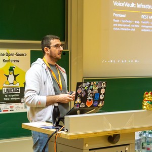 Harald Nezbeda: From Video to Summary: An Open Source AI Workflow - © Maximilian Gorfer