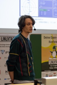 Alan Hauer und Gregor Steinbauer: Satellitenbetrieb an der TU Graz Amateurfunkstation RCCW feat. Linux und F(L)OSS - © Johannes Teichert