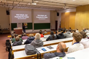 margau: decentralize & automate your code: Offene Software, hohe Qualität und wenig Aufwand - mit forgejo & co. die Welt in kleinen Schritten verbessern - © Johannes Teichert